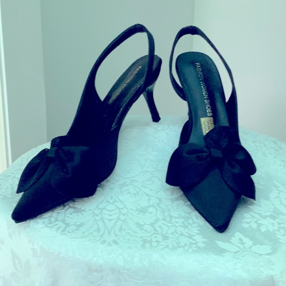 Elegant Black Slingback Heels